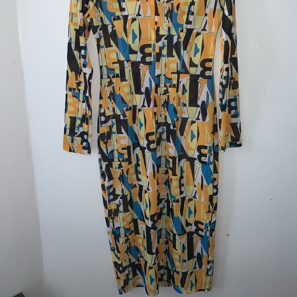 Dress - Picture 4 of 4
